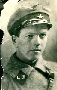 На фото: Барбиков Александр Яковлевич