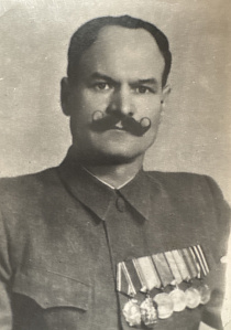 На фото: Самуйлик Александр Иванович